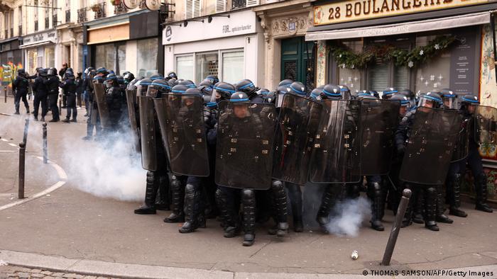 Frankreich | Protest gegen Rentenreform in Paris 
